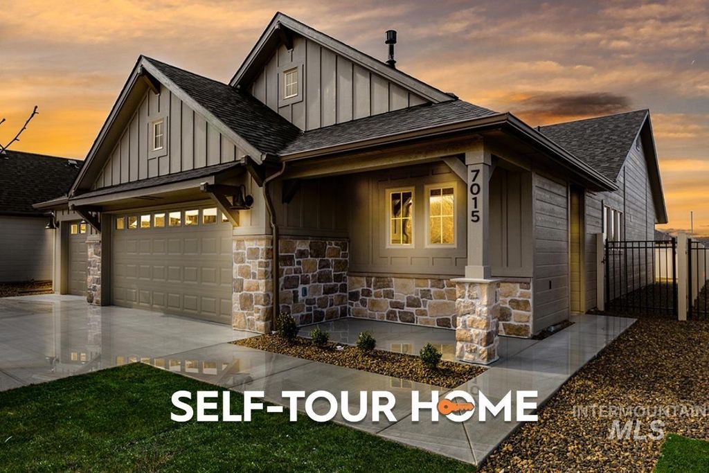 Photo of 7015 S Skybreak Lane, Meridian, ID 83642 (MLS # 98976925)