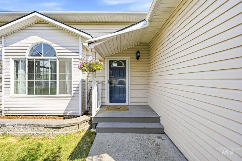 Photo of 1350 Franklin Road, Moscow, ID 83843 (MLS # 98996315)
