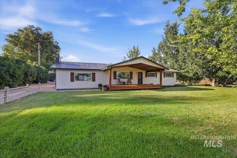 Photo of 5097 SE 1 1/2 Ave, New Plymouth, ID 83655 (MLS # 99000729)