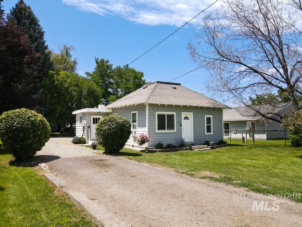 Photo of 1315 St St, Rupert, ID 83350 (MLS # 98971525)