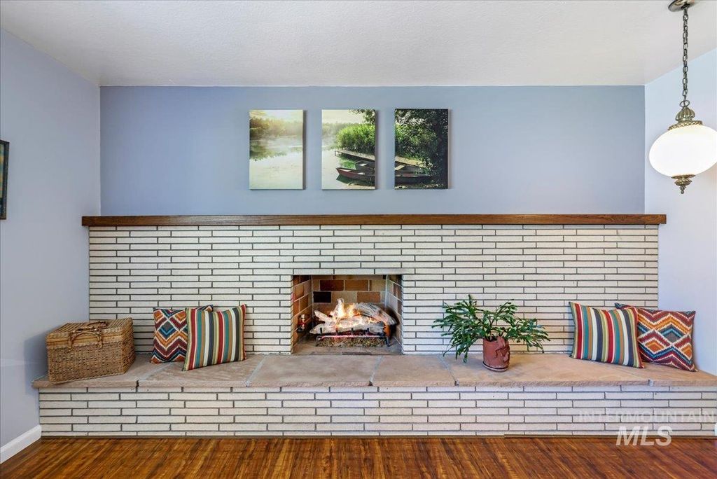 Photo of 539 Rimview Dr, Twin Falls, ID 83301 (MLS # 98950828)