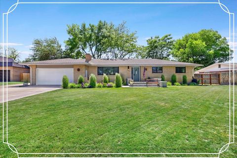 Photo of 539 Rimview Dr, Twin Falls, ID 83301 (MLS # 98950828)