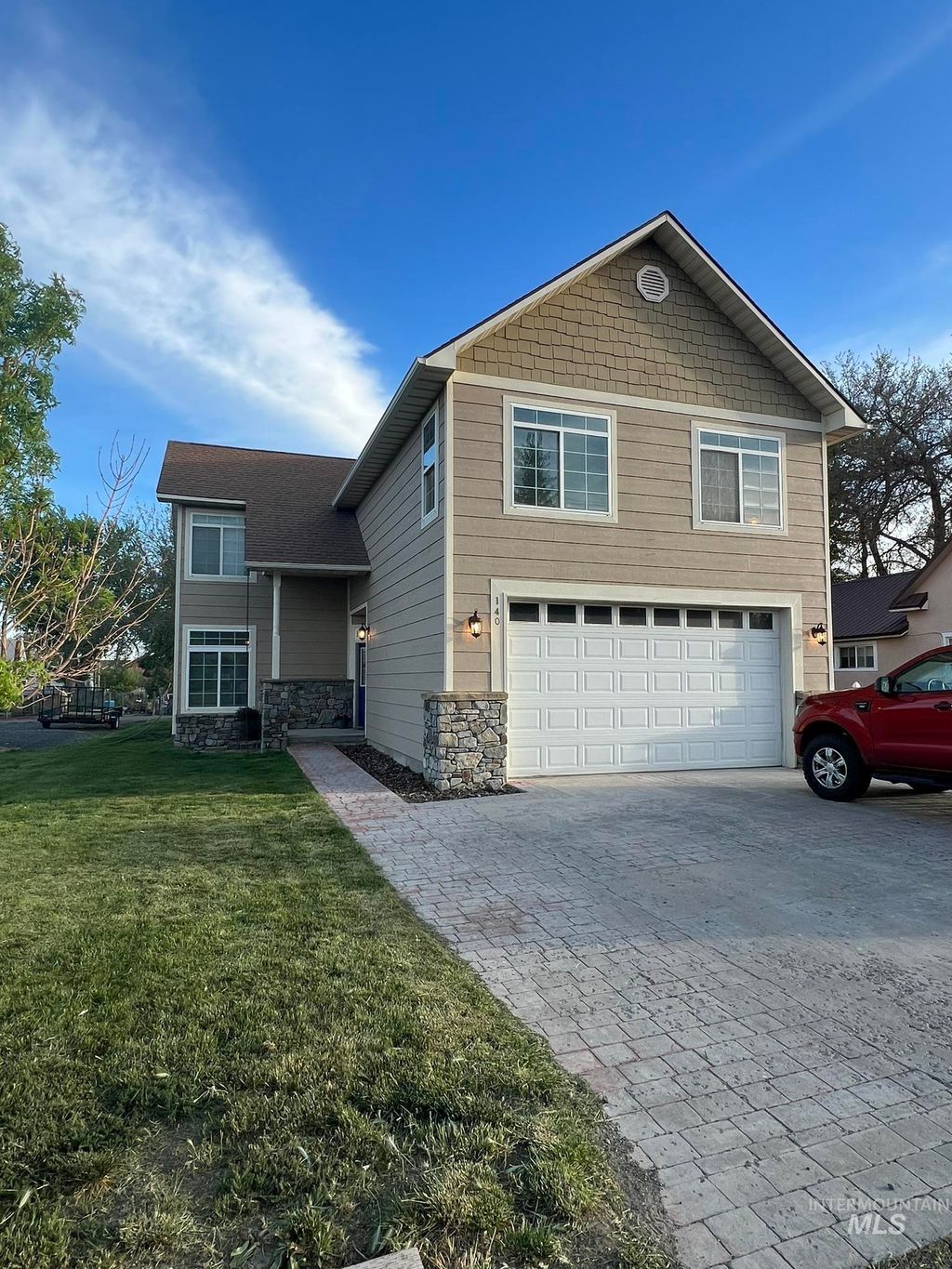 Photo of 140 W Valley Road, Hagerman, ID 83332 (MLS # 98970991)