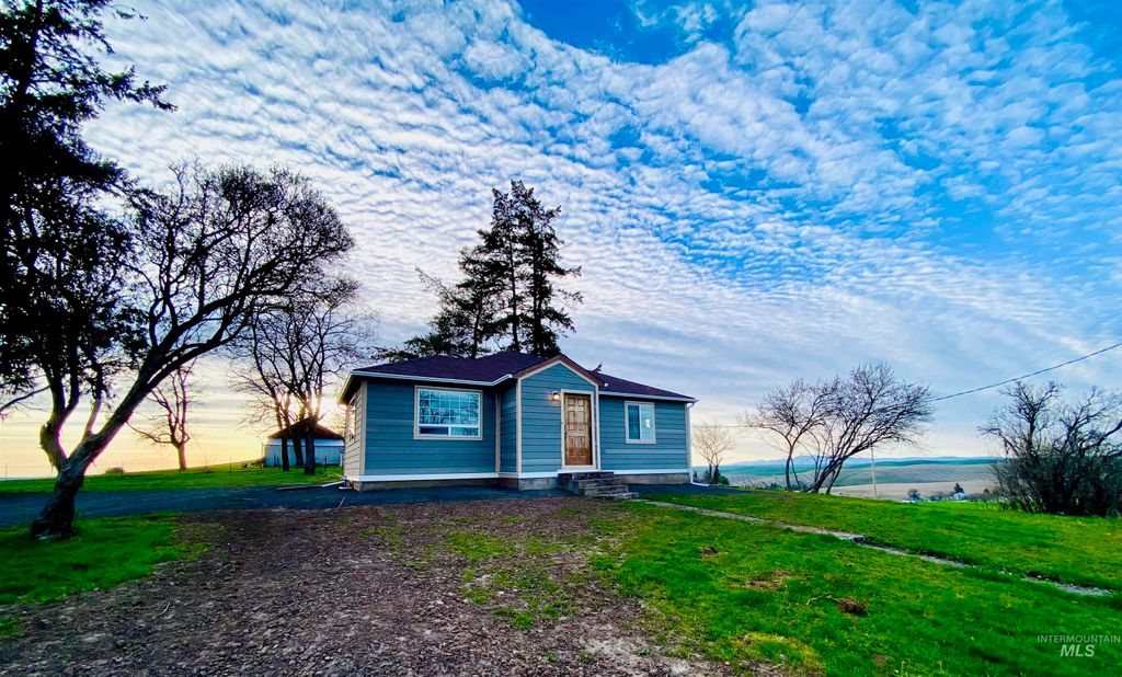 Photo of 16078 Hoffman Road, Kendrick, ID 83537 (MLS # 98969269)