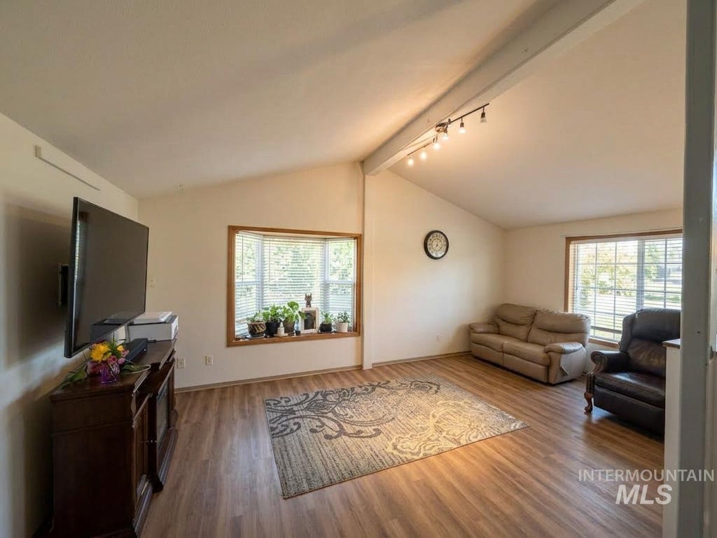 Photo of 1301 11th St, Clarkston, WA 99403 (MLS # 99000724)