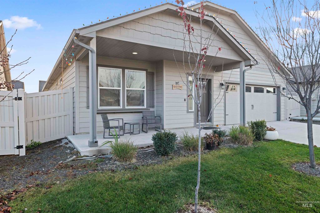 Photo of 575 Stanley Lake St, Middleton, ID 83644 (MLS # 98969021)