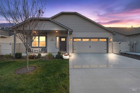 Photo of 575 Stanley Lake St, Middleton, ID 83644 (MLS # 98969021)