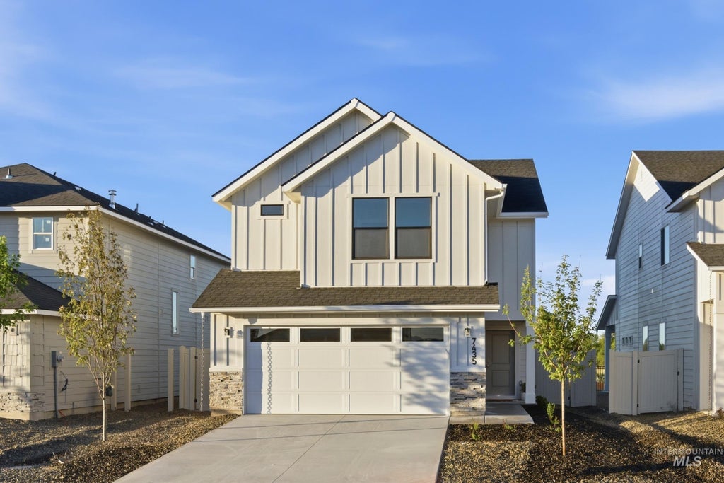 Photo of 2527 W Fallon Lp AVE, Nampa, ID 83651 (MLS # 98993760)
