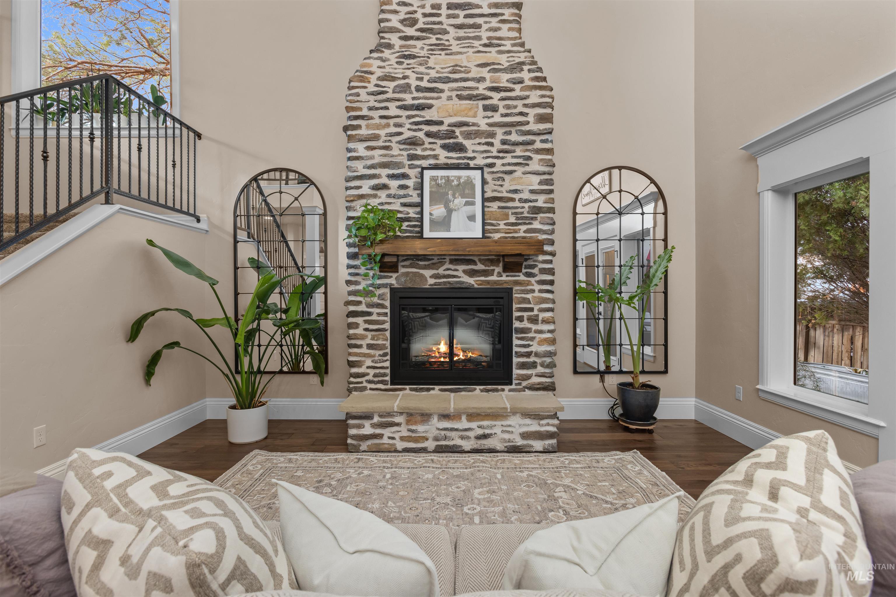 1228 E Pennsylvania Place