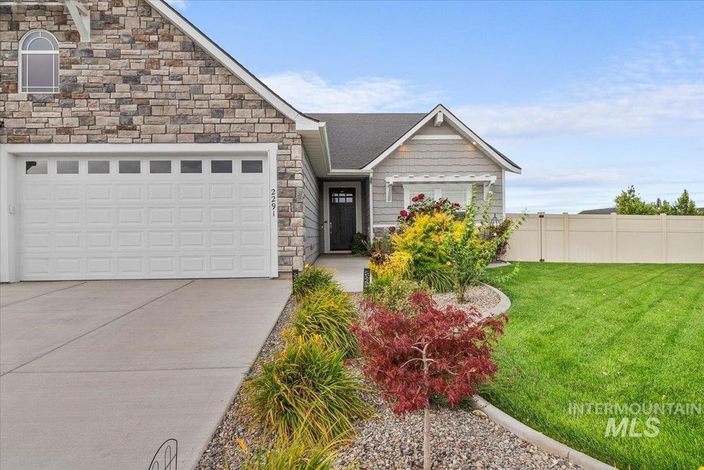Photo of 2291 Columbia Dr, Twin Falls, ID 83301 (MLS # 98998878)