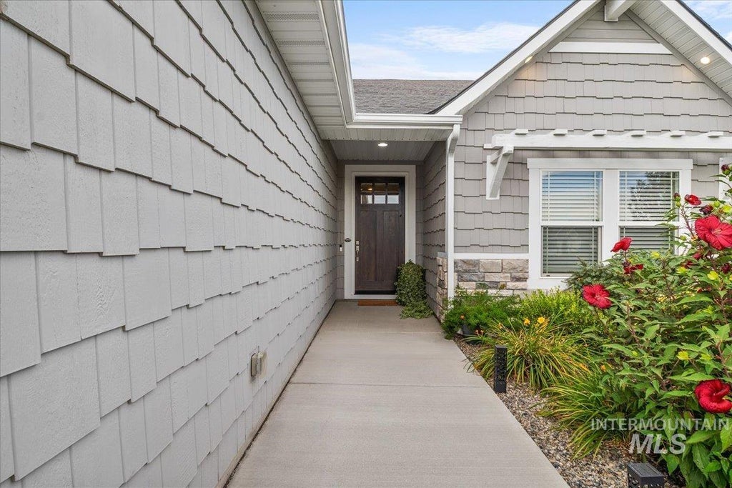 Photo of 2291 Columbia Dr, Twin Falls, ID 83301 (MLS # 98998878)