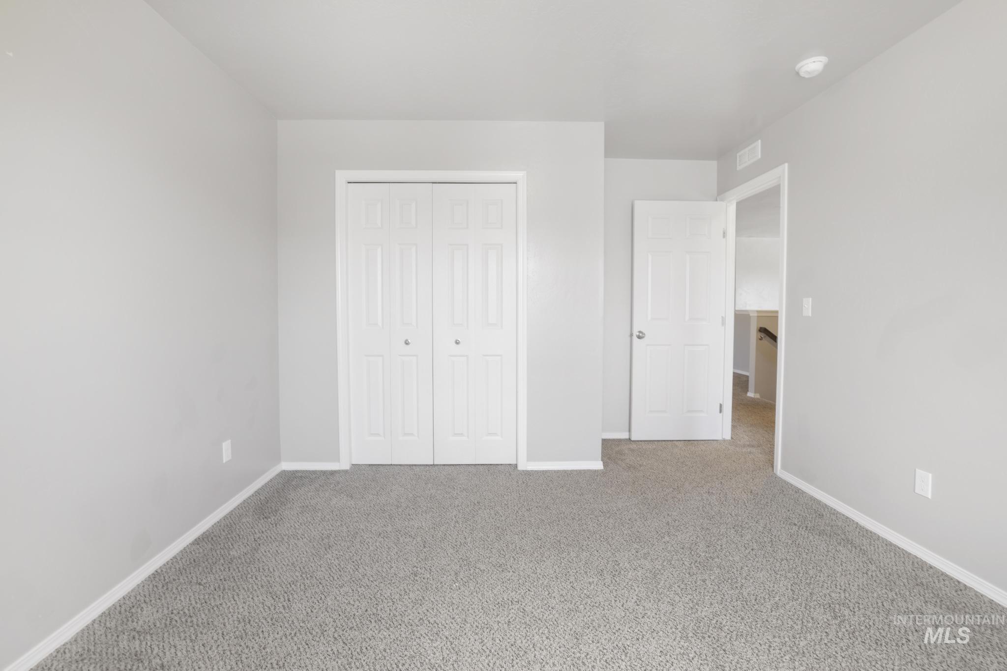 Twin Falls, Idaho 83301, United States, 4 Bedrooms Bedrooms, ,3 BathroomsBathrooms,Residential,Pending,55267