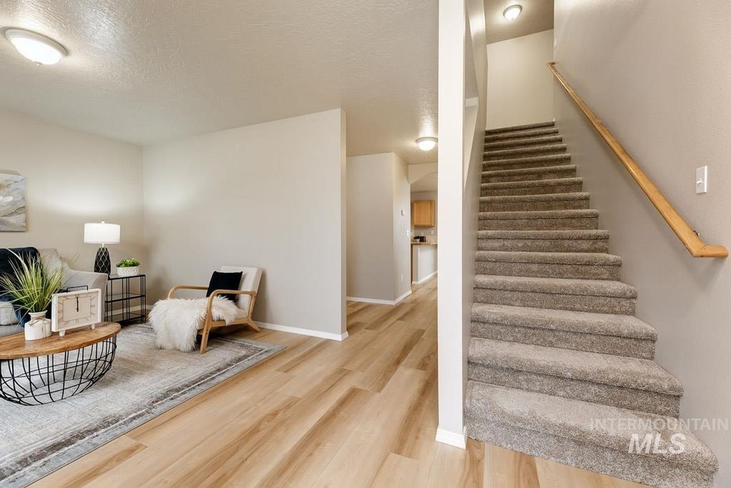 Photo of 3558 N Bryce Canyon Ave, Meridian, ID 83646 (MLS # 98975138)