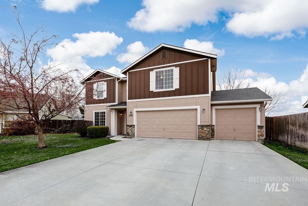 Photo of 3558 N Bryce Canyon Ave, Meridian, ID 83646 (MLS # 98975138)