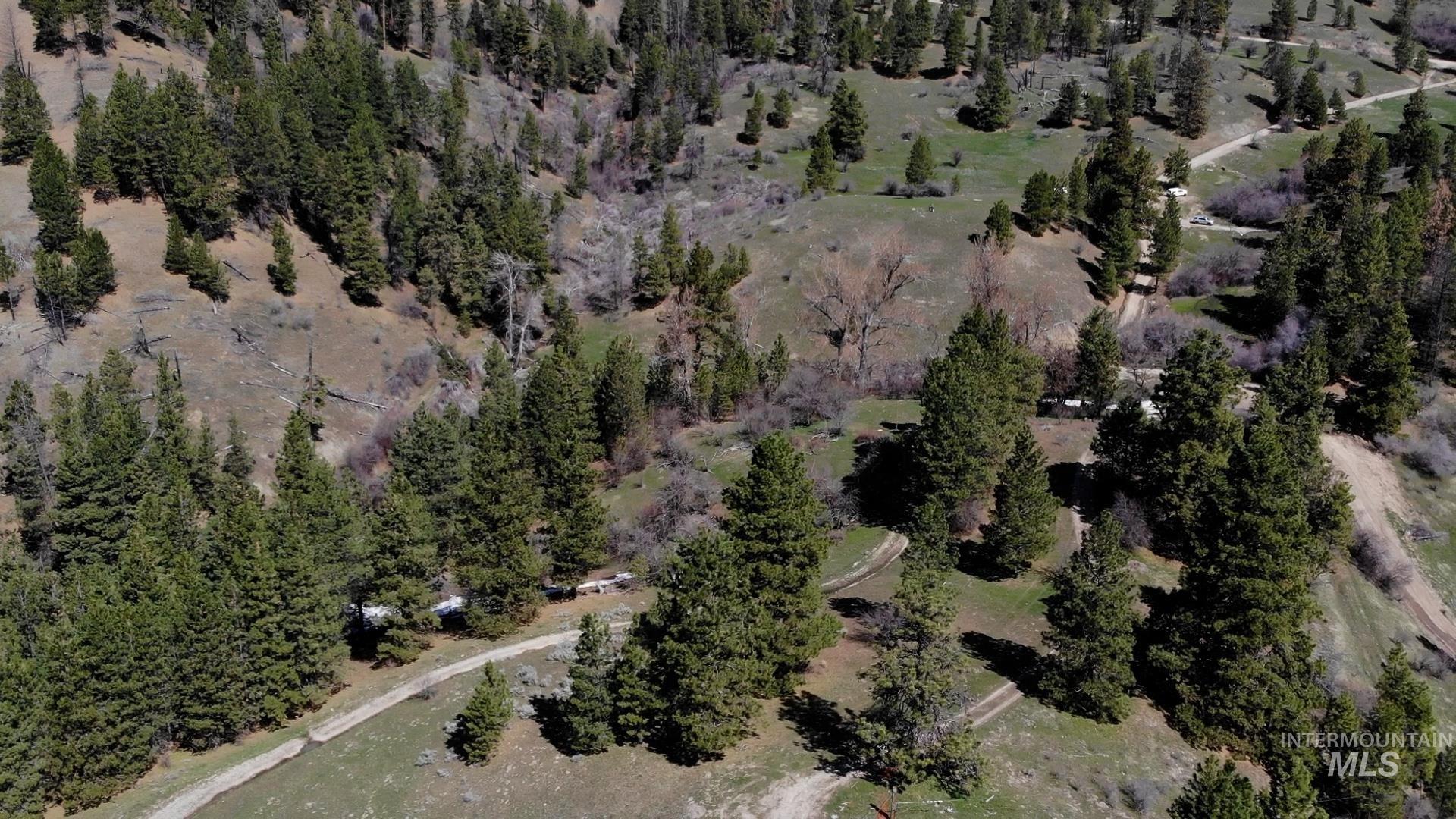 Aerial view of property and surrounding area