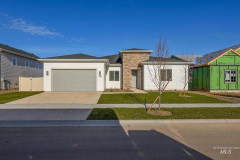 Photo of 9100 W Moonglade St, Star, ID 83669 (MLS # 98974994)