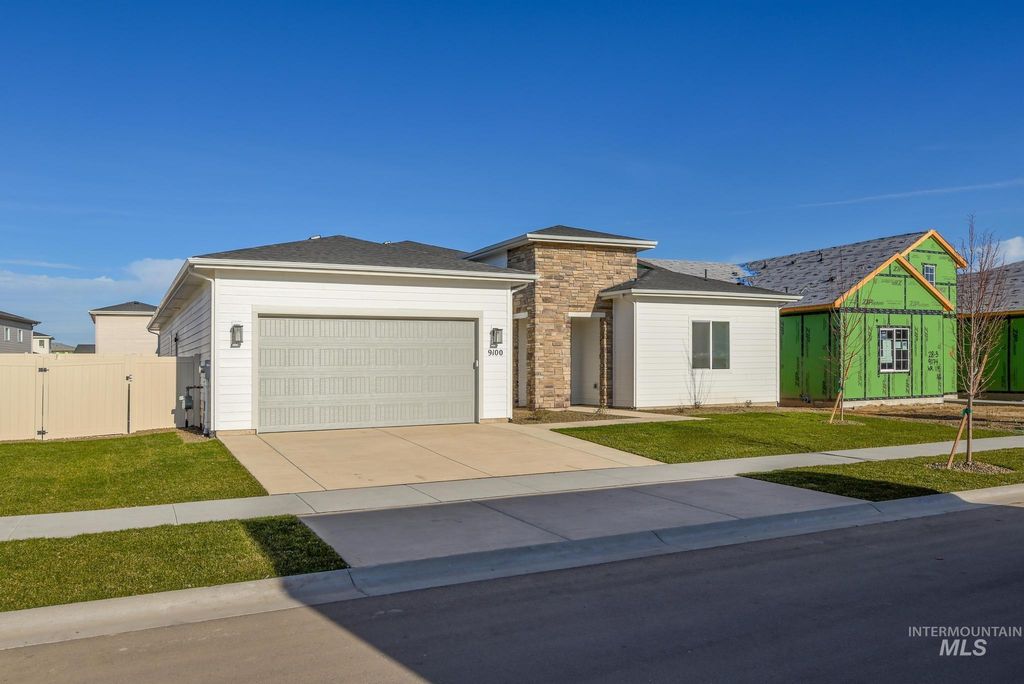 Photo of 9100 W Moonglade St, Star, ID 83669 (MLS # 98974994)