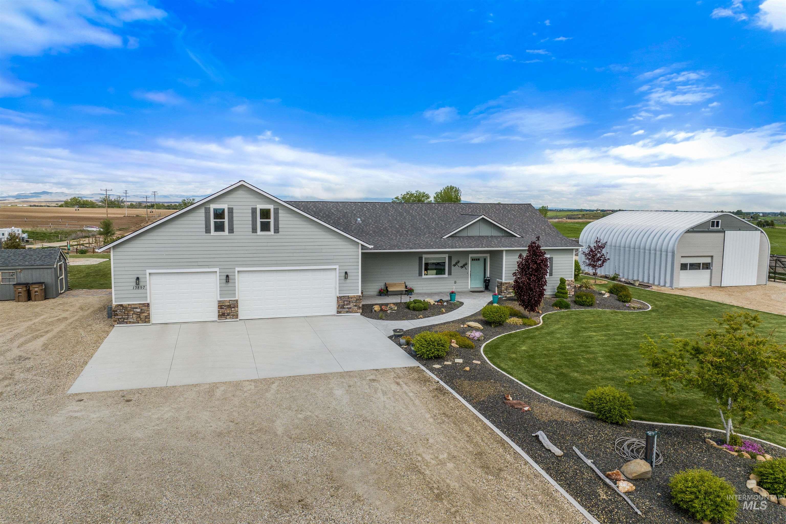 13897 Trail Ln
