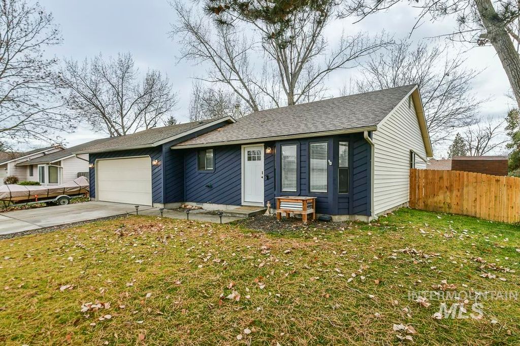 Photo of 10253 W Granger Ave, Boise, ID 83704 (MLS # 98971895)