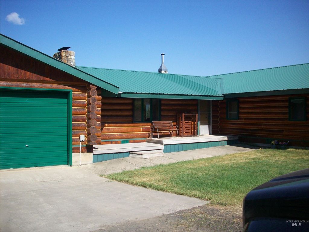Photo of 1050 Maxwell Lane, Elk City, ID 83525 (MLS # 98989623)