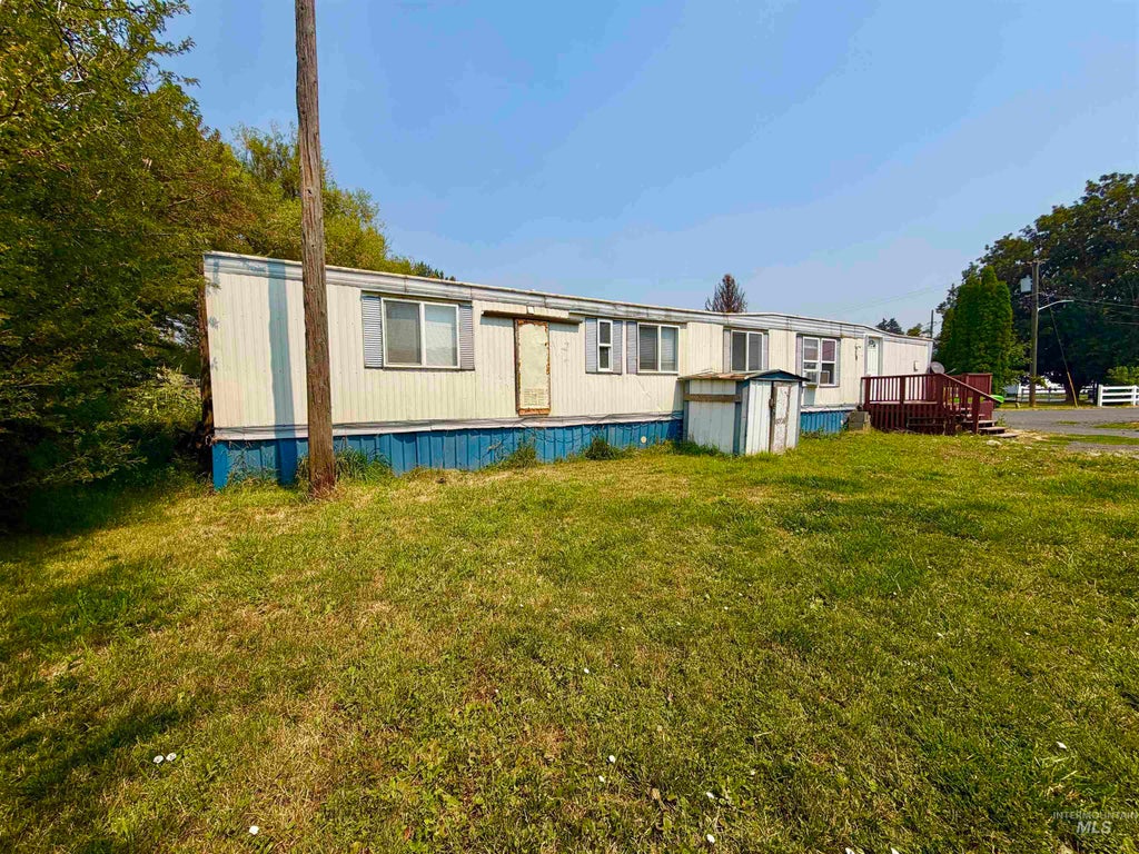 Photo of 603 W Palouse River Dr #75, Moscow, ID 83843 (MLS # 98996364)