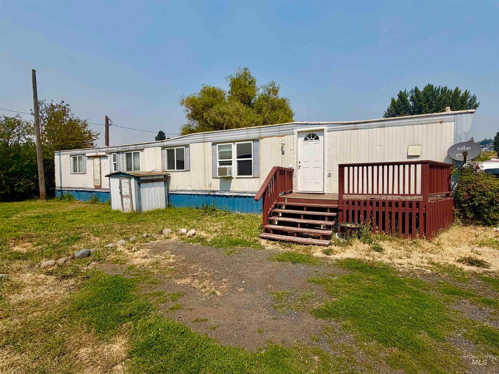 Photo of 603 W Palouse River Dr #75, Moscow, ID 83843 (MLS # 98996364)