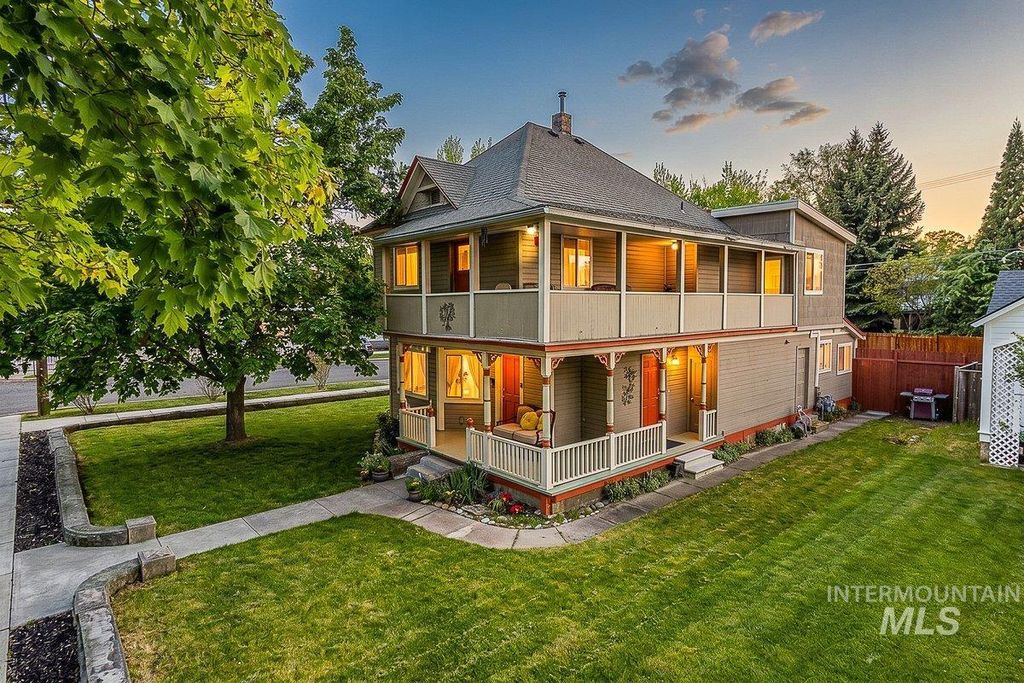 Photo of 1101 N 8th Street, Boise, ID 83702 (MLS # 98985255)