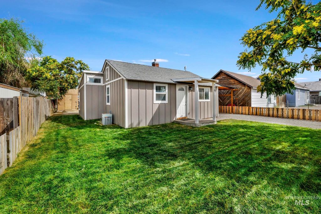 Photo of 750 All St, Twin Falls, ID 83301 (MLS # 98961322)