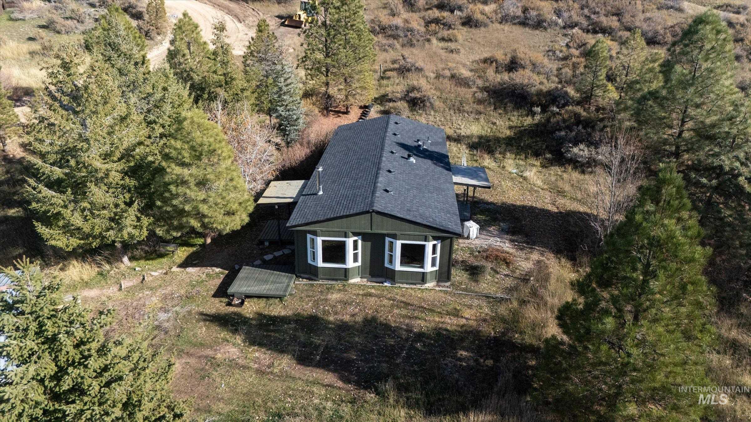 Aerial view of property and surrounding area