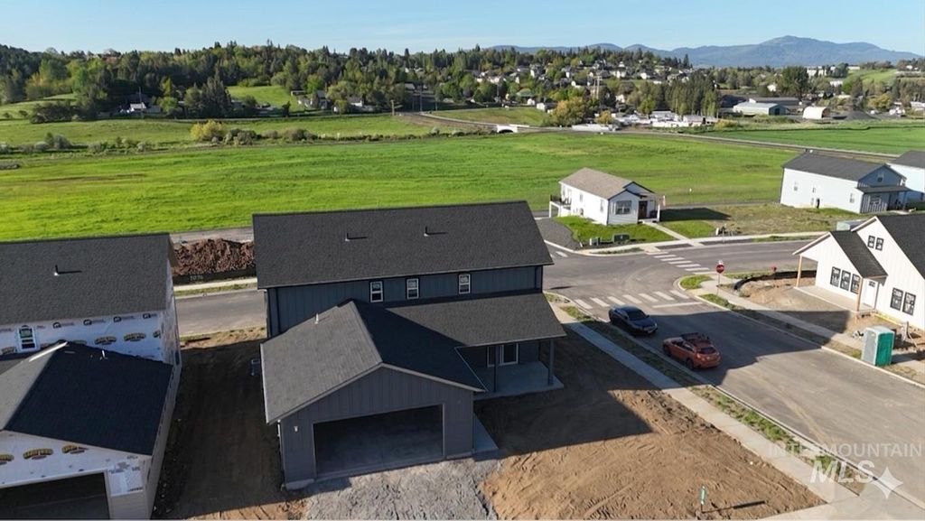 Photo of 1079 Edington AVE, Moscow, ID 83843 (MLS # 98985494)