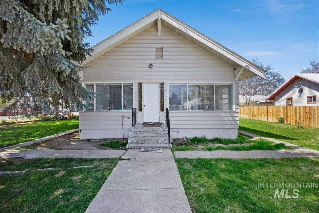 Photo of 1141 Main St, Gooding, ID 83330 (MLS # 98981180)