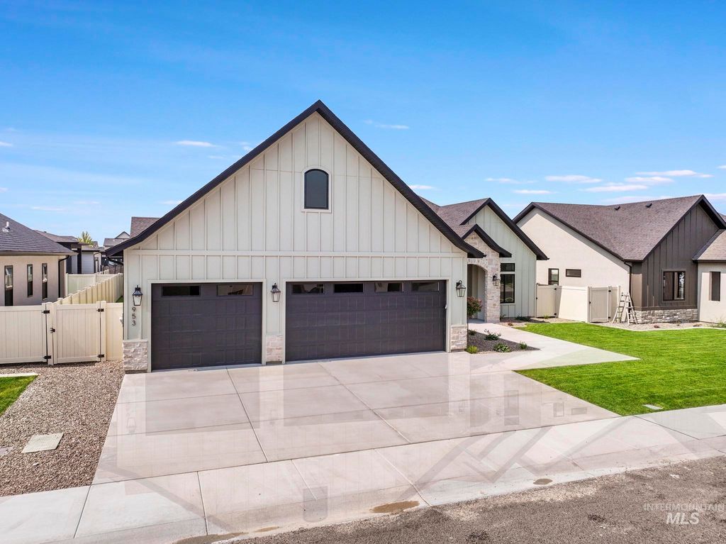 Photo of 1953 Red Rock Way, Twin Falls, ID 83301 (MLS # 98960990)