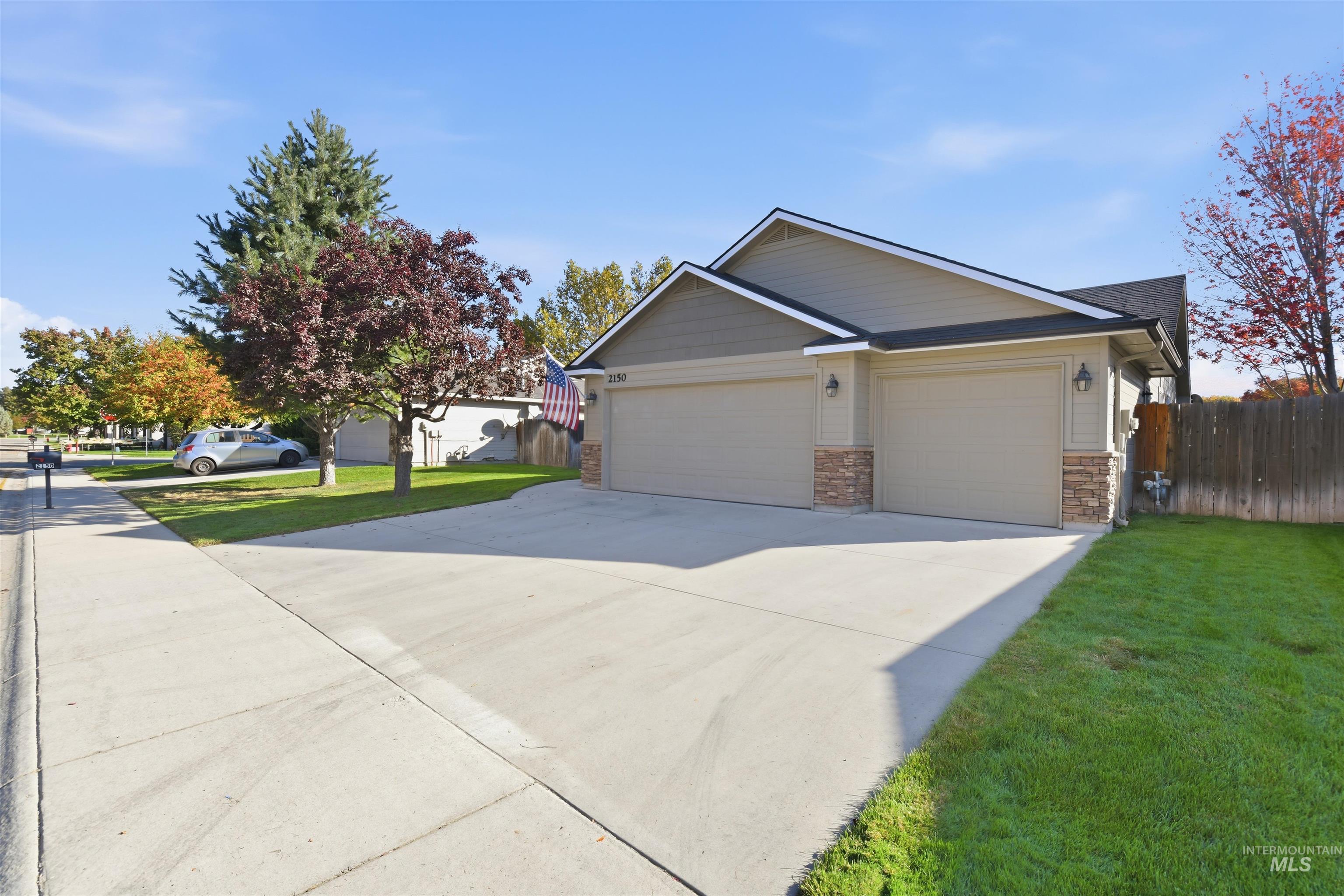 2150 N Eureka Ave