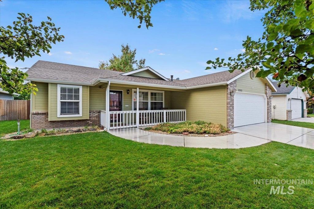 Photo of 13353 W Rochester St, Boise, ID 83713 (MLS # 98964936)
