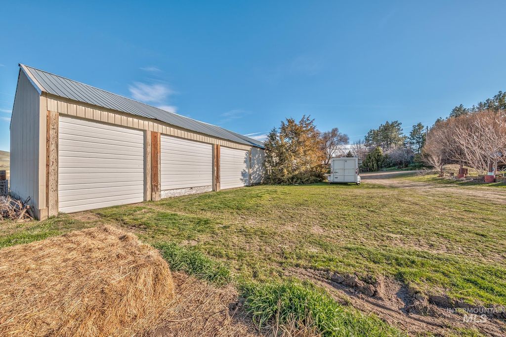 Photo of 1365 Hwy 95, Weiser, ID 83672 (MLS # 98982124)