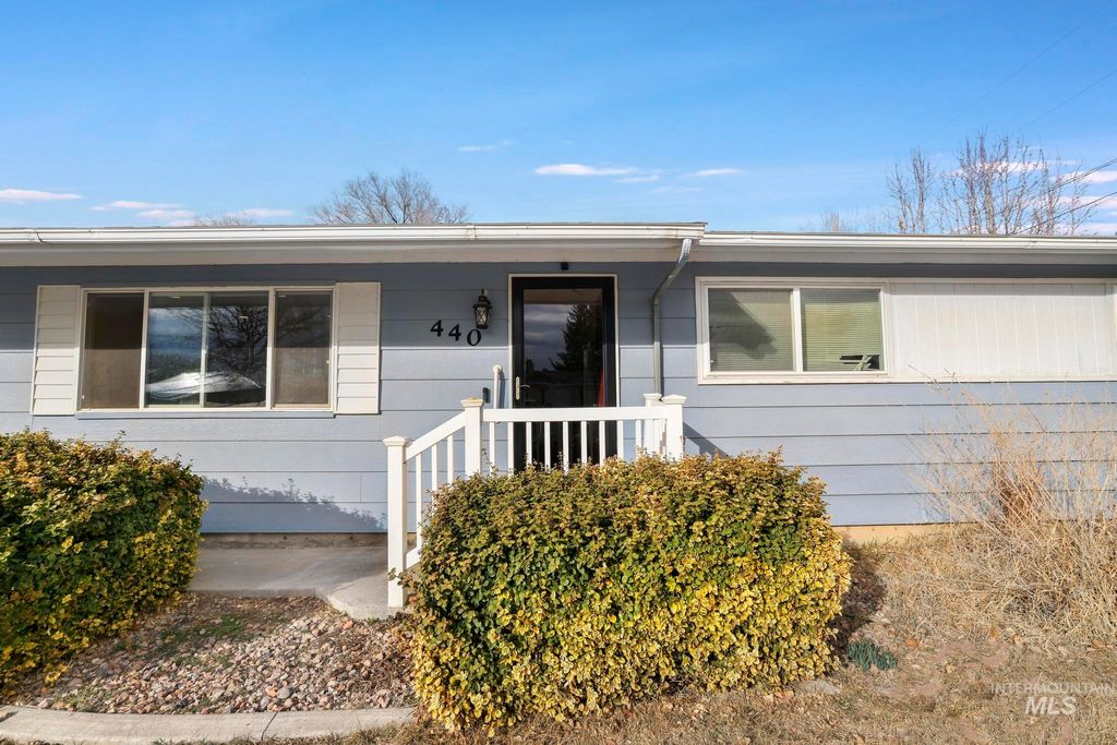 Photo of 440 Washington St, Kimberly, ID 83341 (MLS # 98974190)