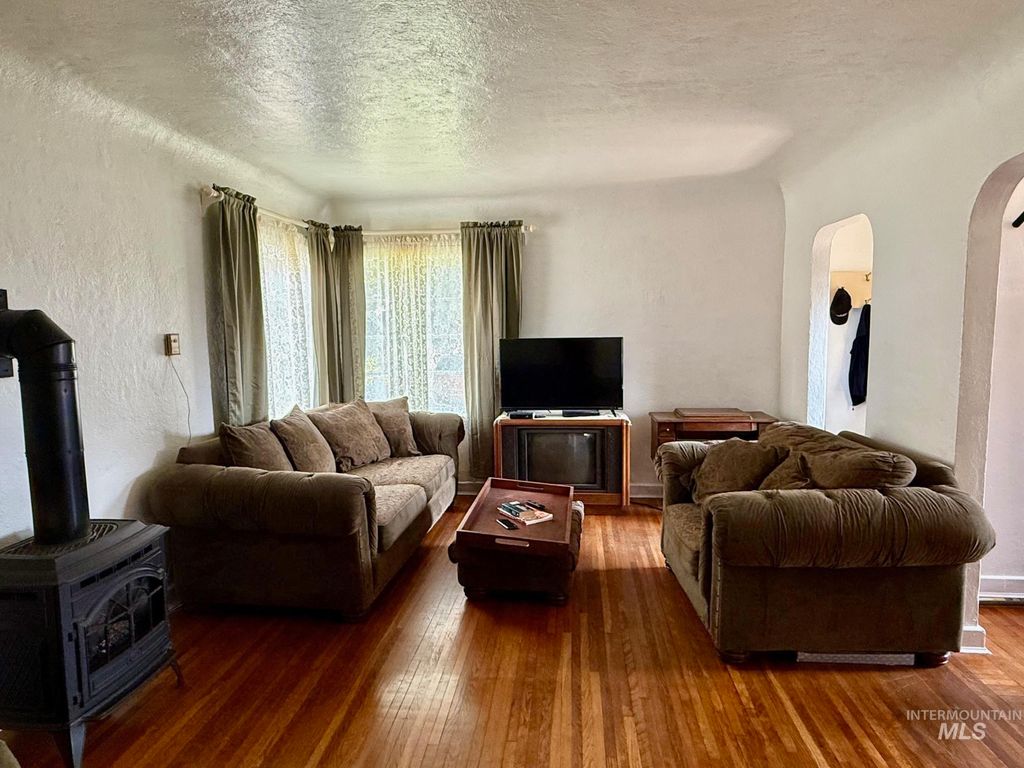 Photo of 810 Main Street, Kamiah, ID 83536 (MLS # 98959530)