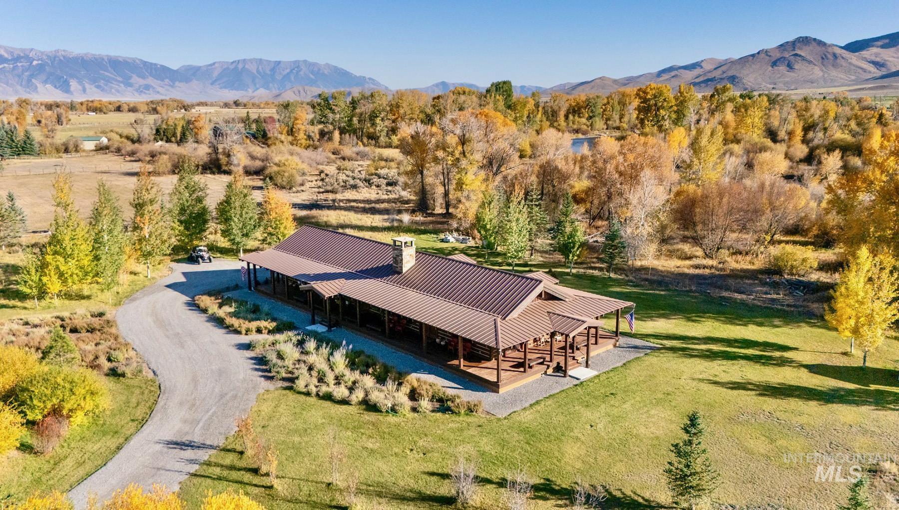 4247 Summit Dr, Mackay, Idaho image 1