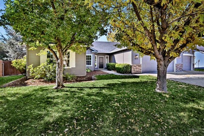 2617 W Glade Creek Dr Meridian ID 83646