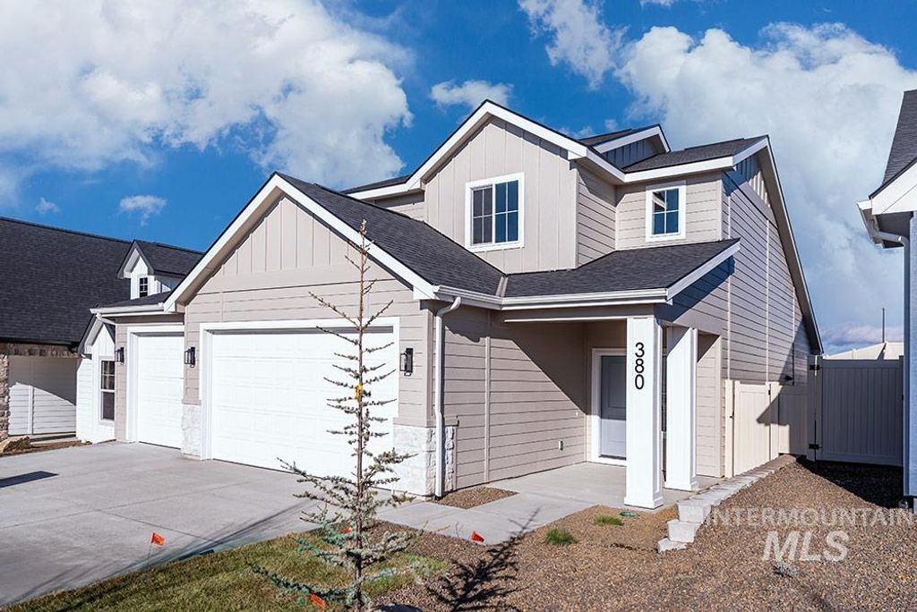 Photo of 380 S Bumper Way, Boise, ID 83716 (MLS # 98973274)