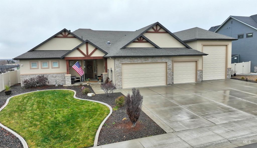 Photo of 11365 W Collina Vista Drive, Star, ID 83669 (MLS # 98970945)