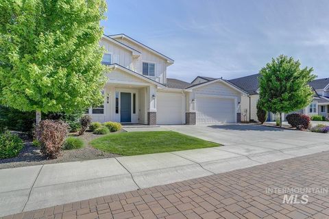 Photo of 3878 W Lesina Dr, Meridian, ID 83646 (MLS # 98988168)