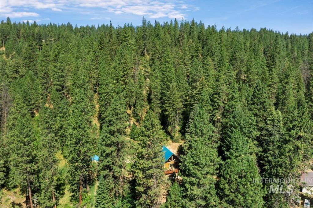 Photo of 10 Elk Point Rd, Garden Valley, ID 83622 (MLS # 98979785)