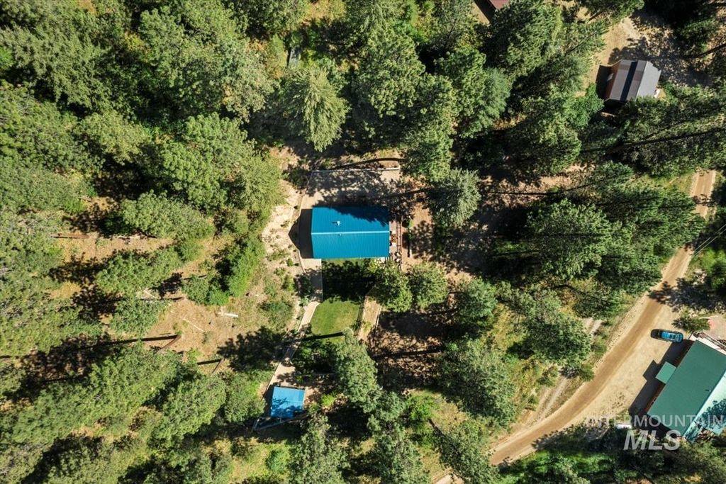 Photo of 10 Elk Point Rd, Garden Valley, ID 83622 (MLS # 98979785)