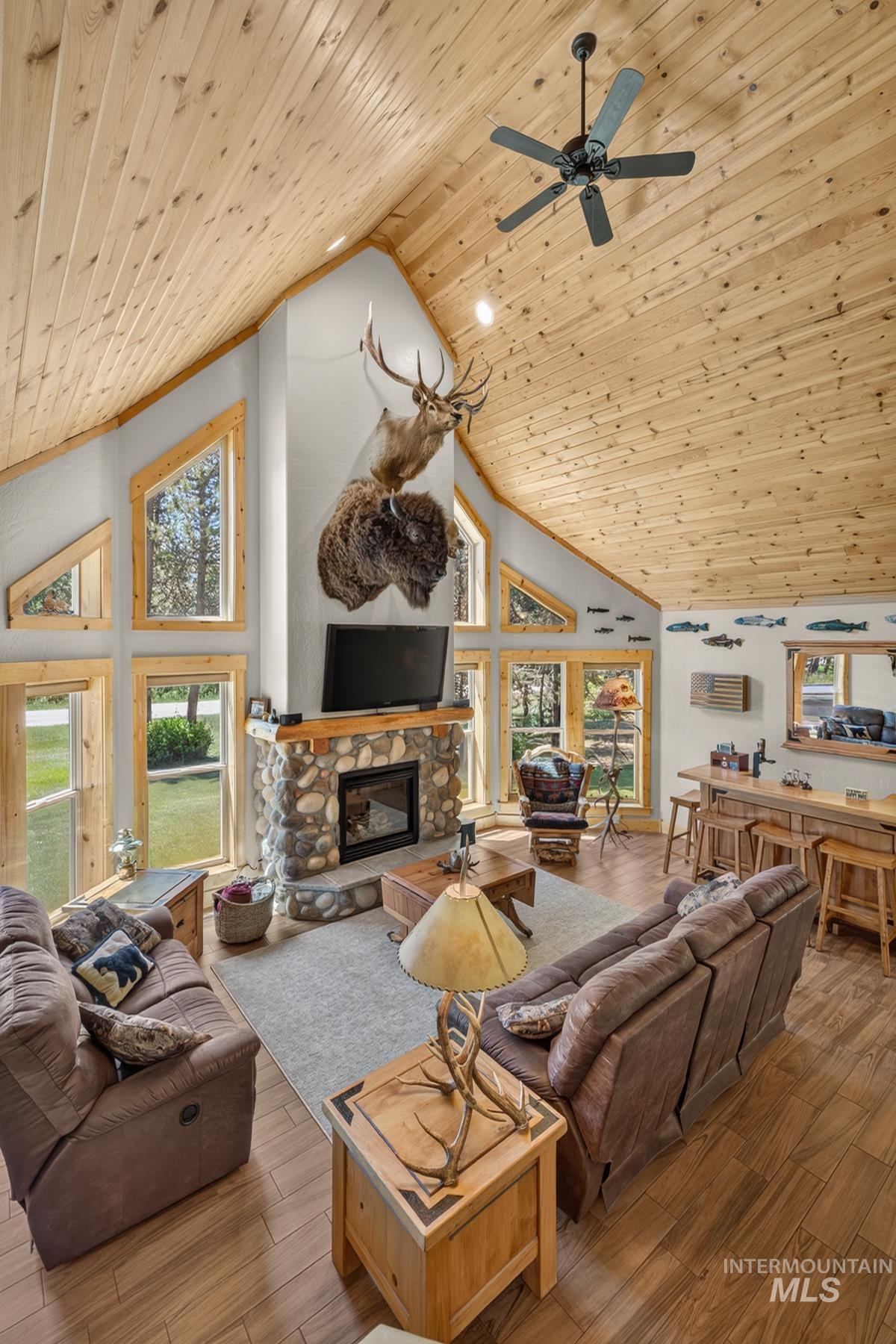 172 Lodgepole Ln, Donnelly, ID, 83615, USA, 3 Bedrooms Bedrooms, ,3 BathroomsBathrooms,Residential,Active,172 Lodgepole Ln,98991228