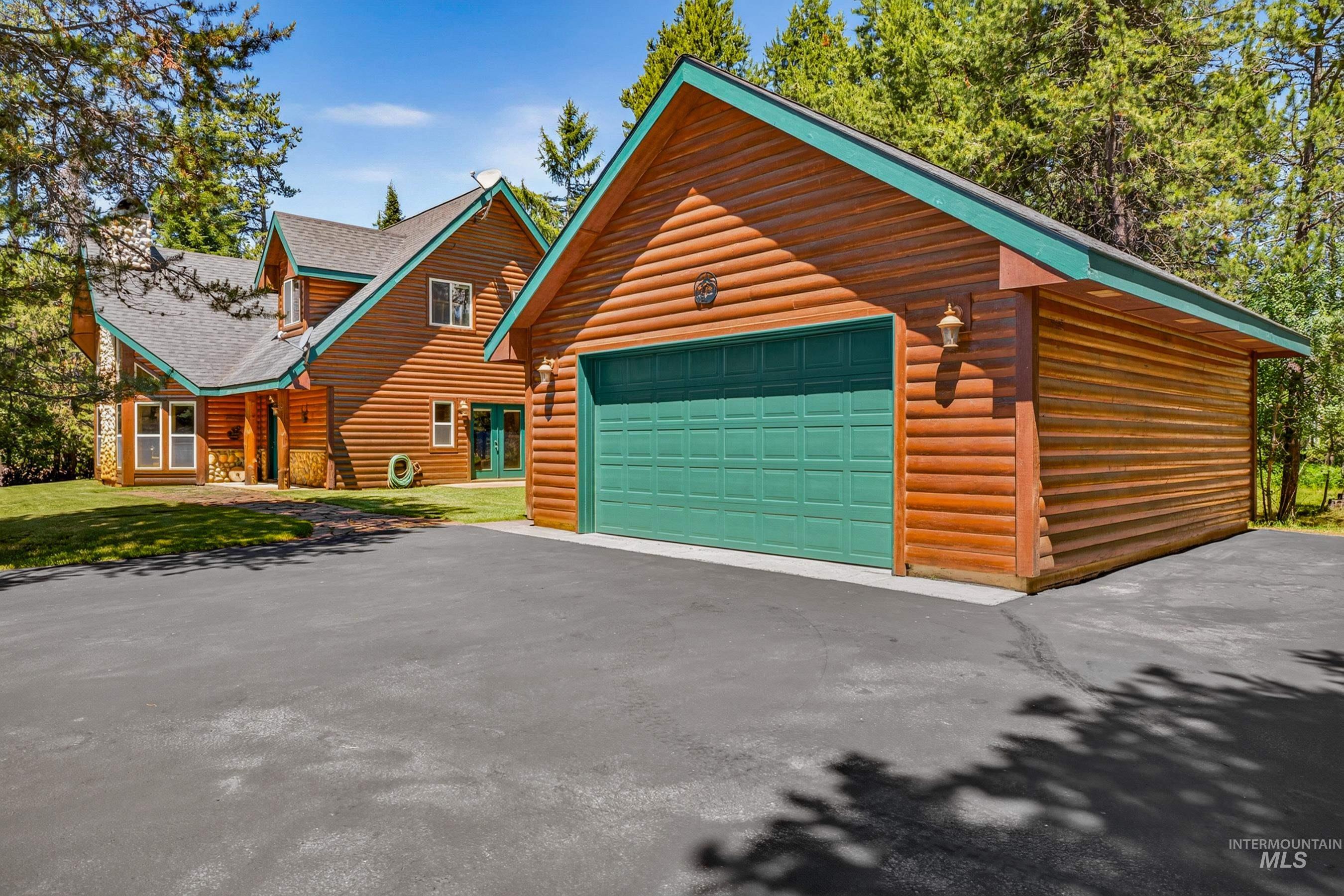 172 Lodgepole Ln, Donnelly, ID, 83615, USA, 3 Bedrooms Bedrooms, ,3 BathroomsBathrooms,Residential,Active,172 Lodgepole Ln,98991228