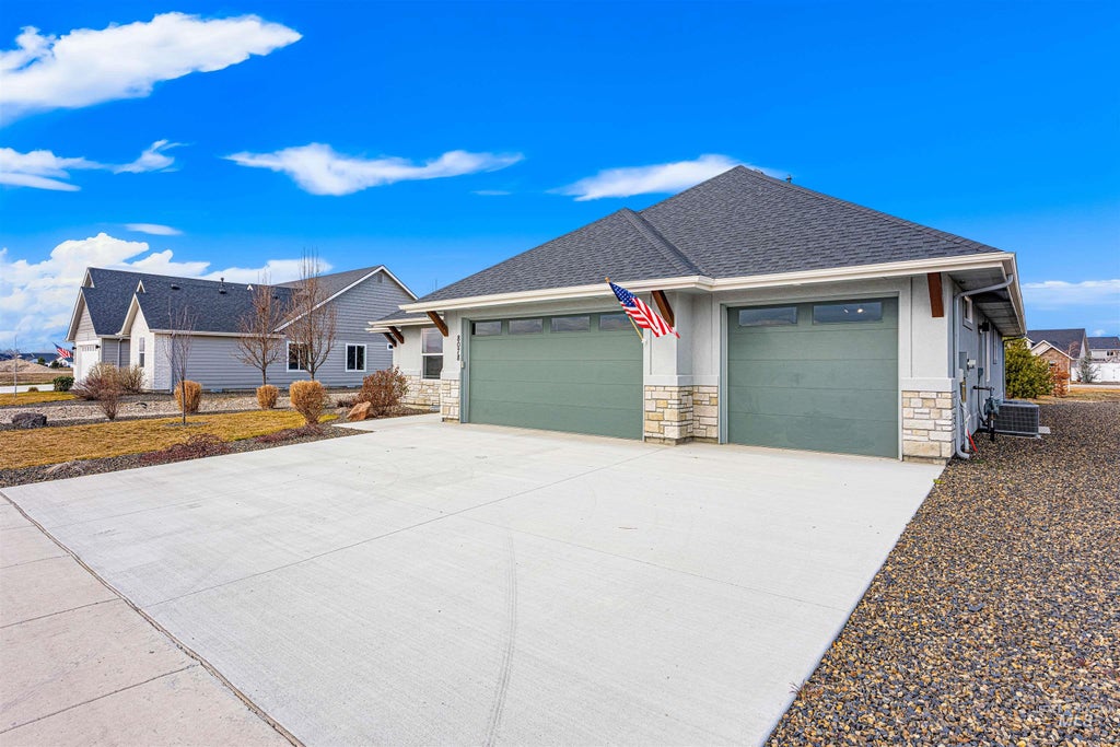 Photo of 8078 Tandy Cove St, Middleton, ID 83644 (MLS # 99001277)