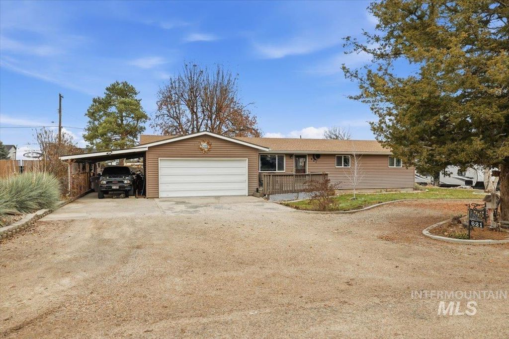 Photo of 621 E Easy St, Caldwell, ID 83605 (MLS # 98968798)