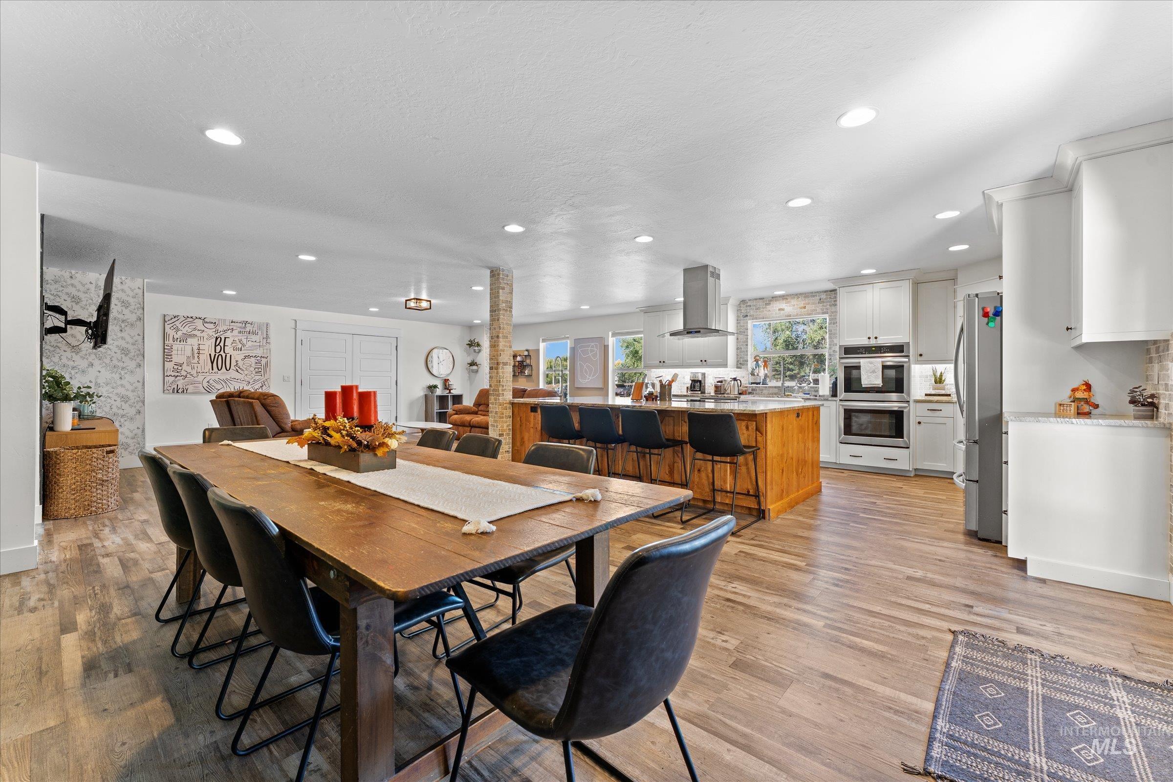 5855 Joe Ln