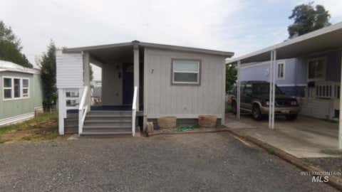 Photo of 924 Vista Ave #7, Lewiston, ID 83501 (MLS # 98998175)